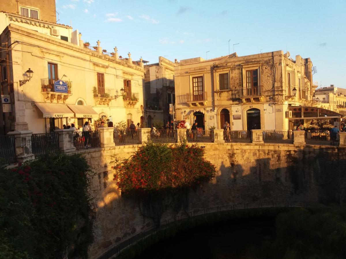 Ai Tintori Di Ortigia Villa Сиракуза Екстериор снимка