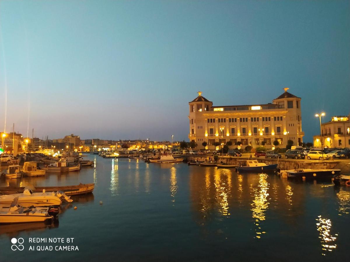 Ai Tintori Di Ortigia Villa Сиракуза Екстериор снимка