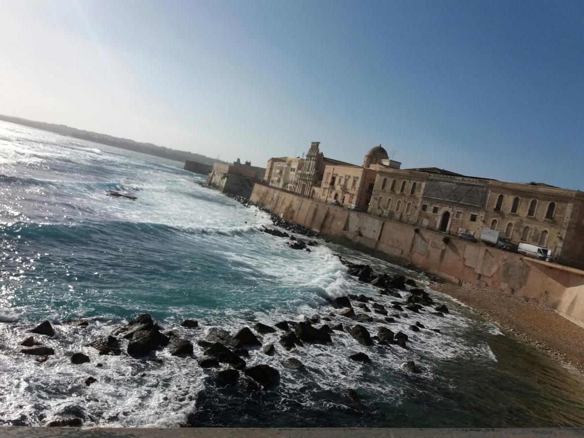 Ai Tintori Di Ortigia Villa Сиракуза Екстериор снимка
